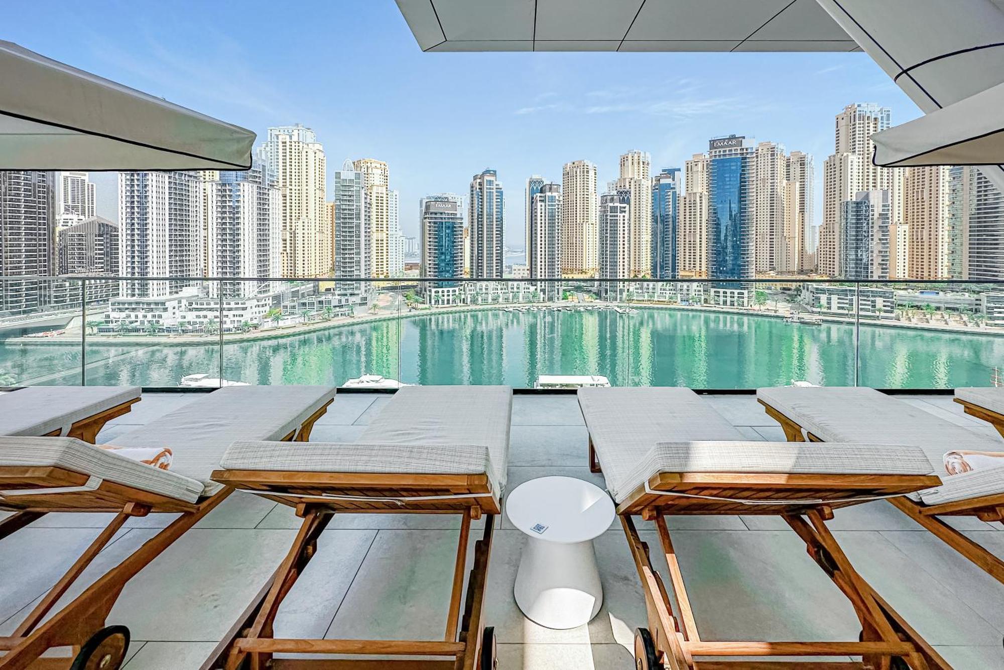 Modern 2Br High Floor Haven In Vida Dubai Marina Lägenhet Exteriör bild